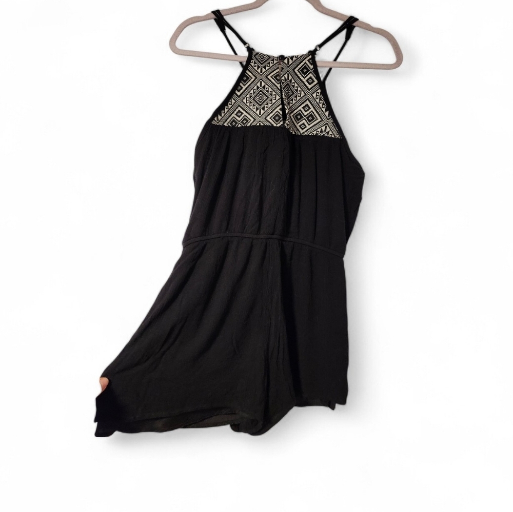 Sunmer Is Almostchere Black Sleeveless Jumpsuit - Picture 2 of 4